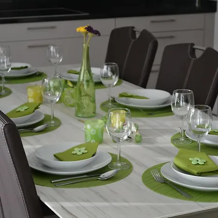 Haus Bergtreu 公寓